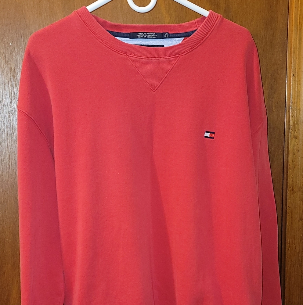 Vintage Tommy Hilfiger Red Sweatshirt Large Soft Good Condition